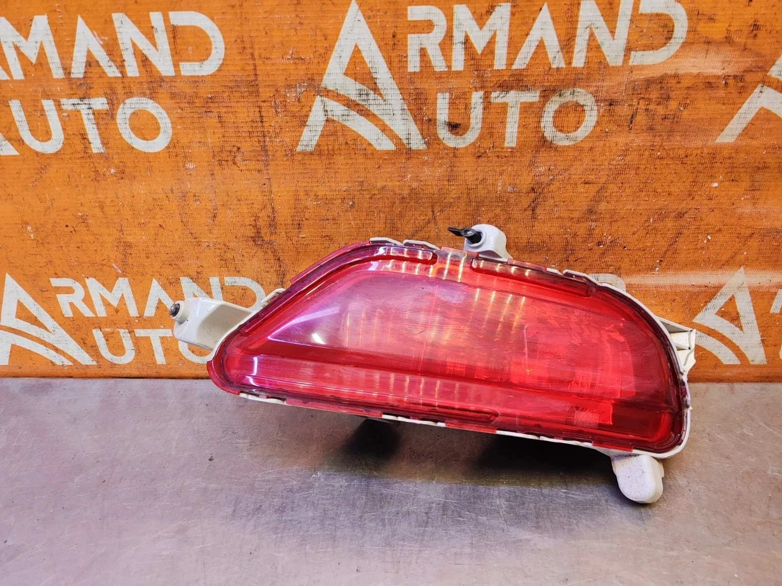 Фонарь противотуманный Mazda CX-5 2017-нв