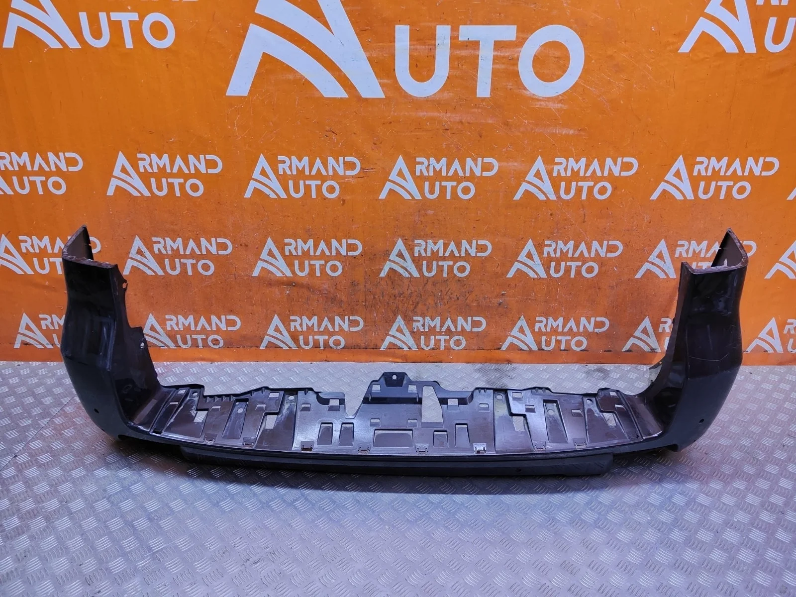 Бампер Toyota Land Cruiser Prado 2017-нв 150