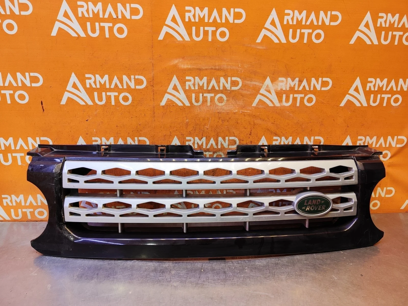 Решетка радиатора Land Rover Discovery 2009-2013 4
