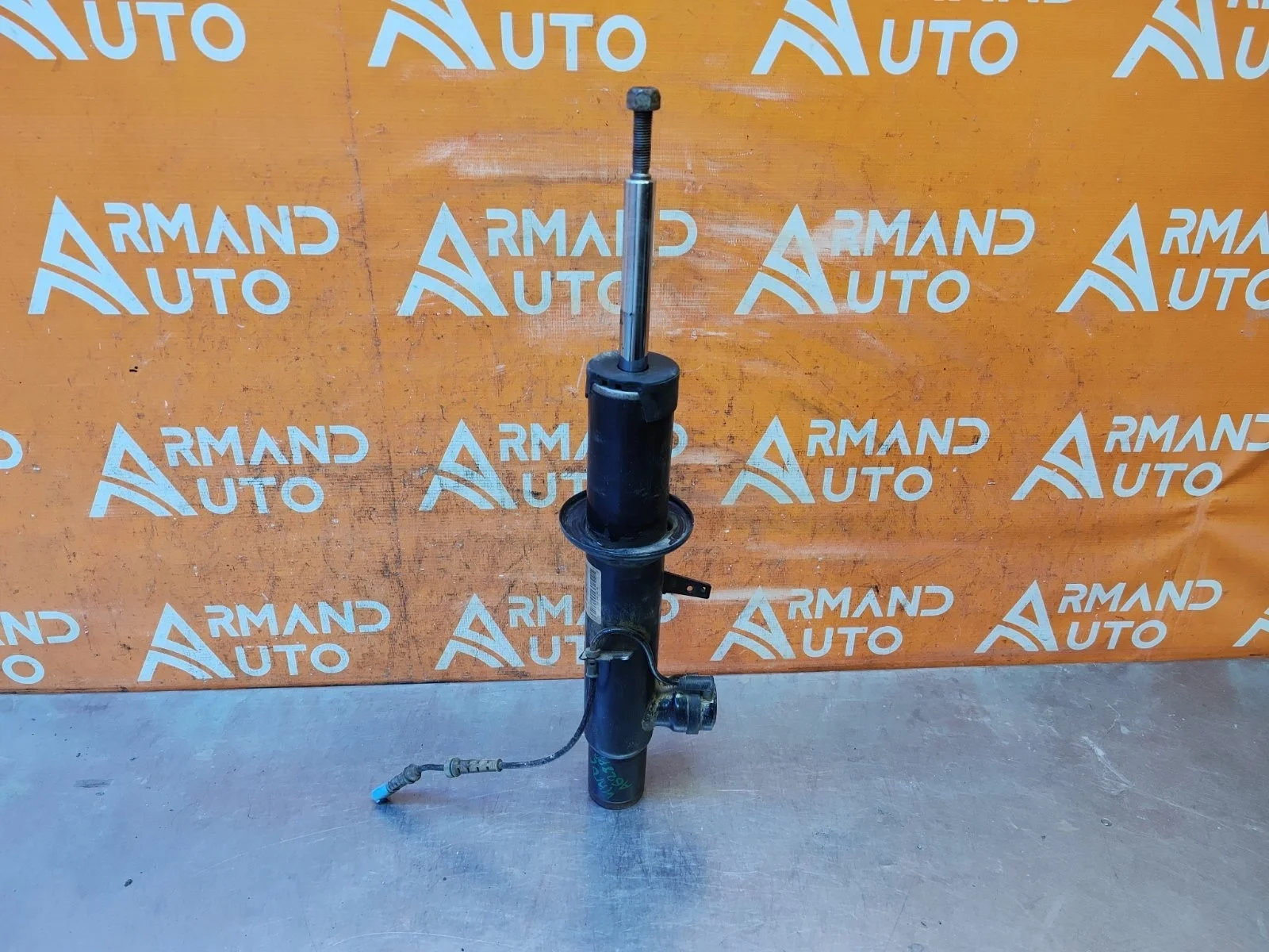 Стойка амортизатора BMW X5 2013-2018 F15