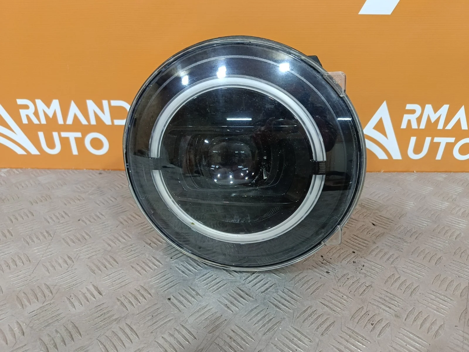 Фара Mercedes G-Class 2018-нв W463