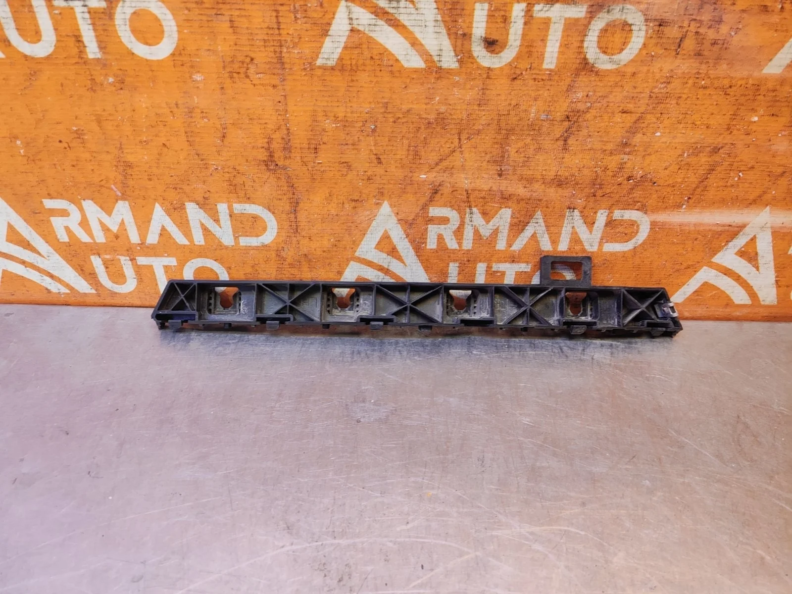 Кронштейн бампера Hyundai Solaris 2017-нв