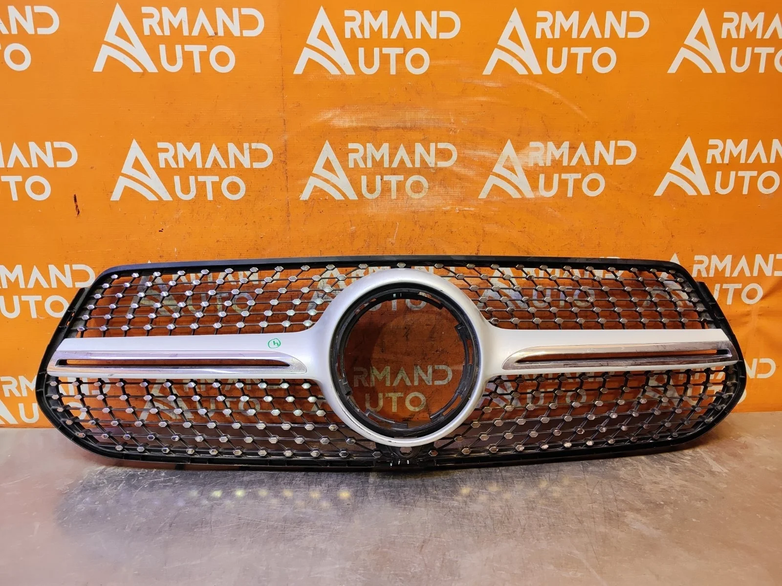 Кронштейн решетки радиатора Mercedes GLE-Class Coupe 2019-нв C167