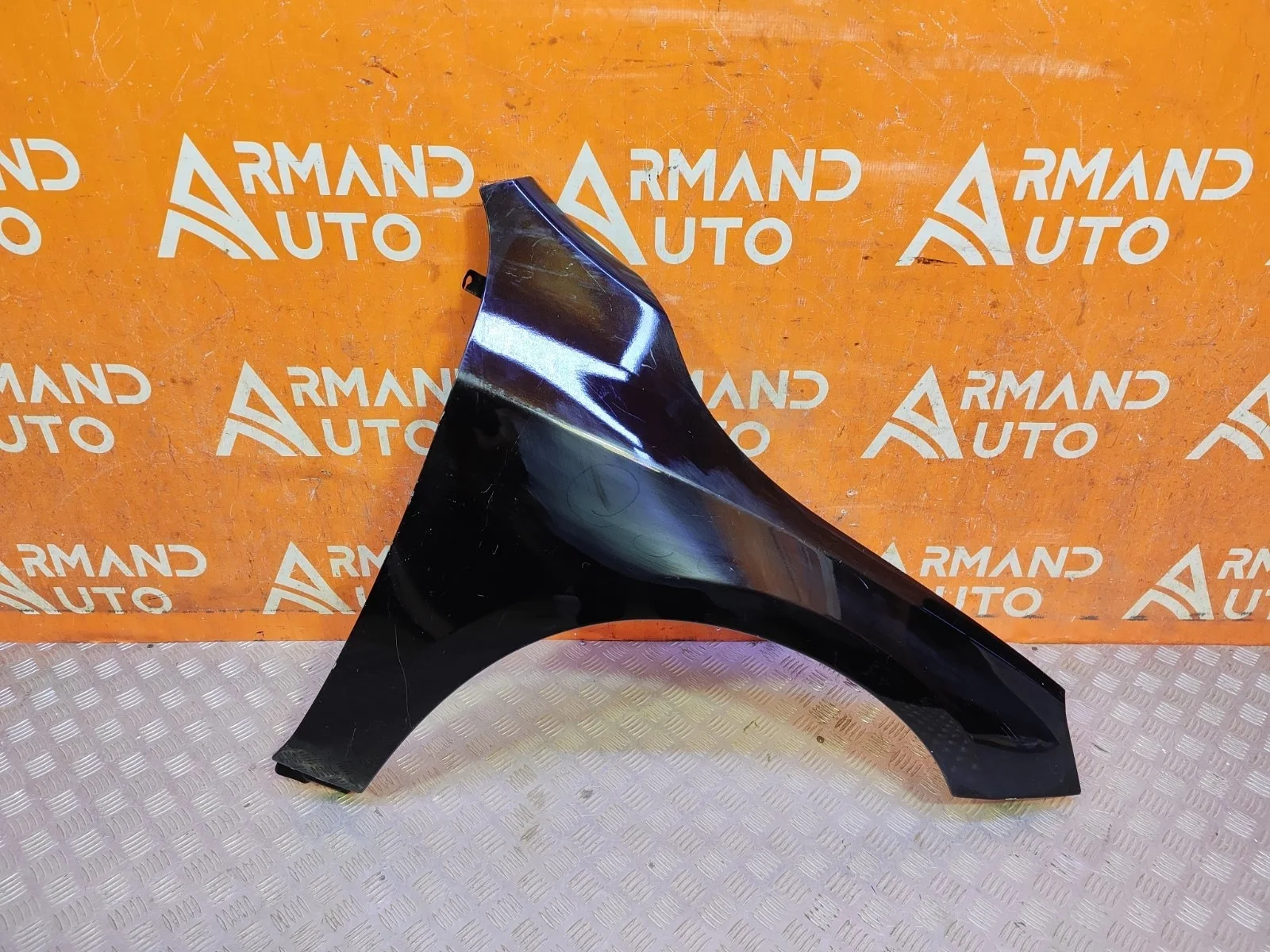 Крыло Volvo S60 2013-2018