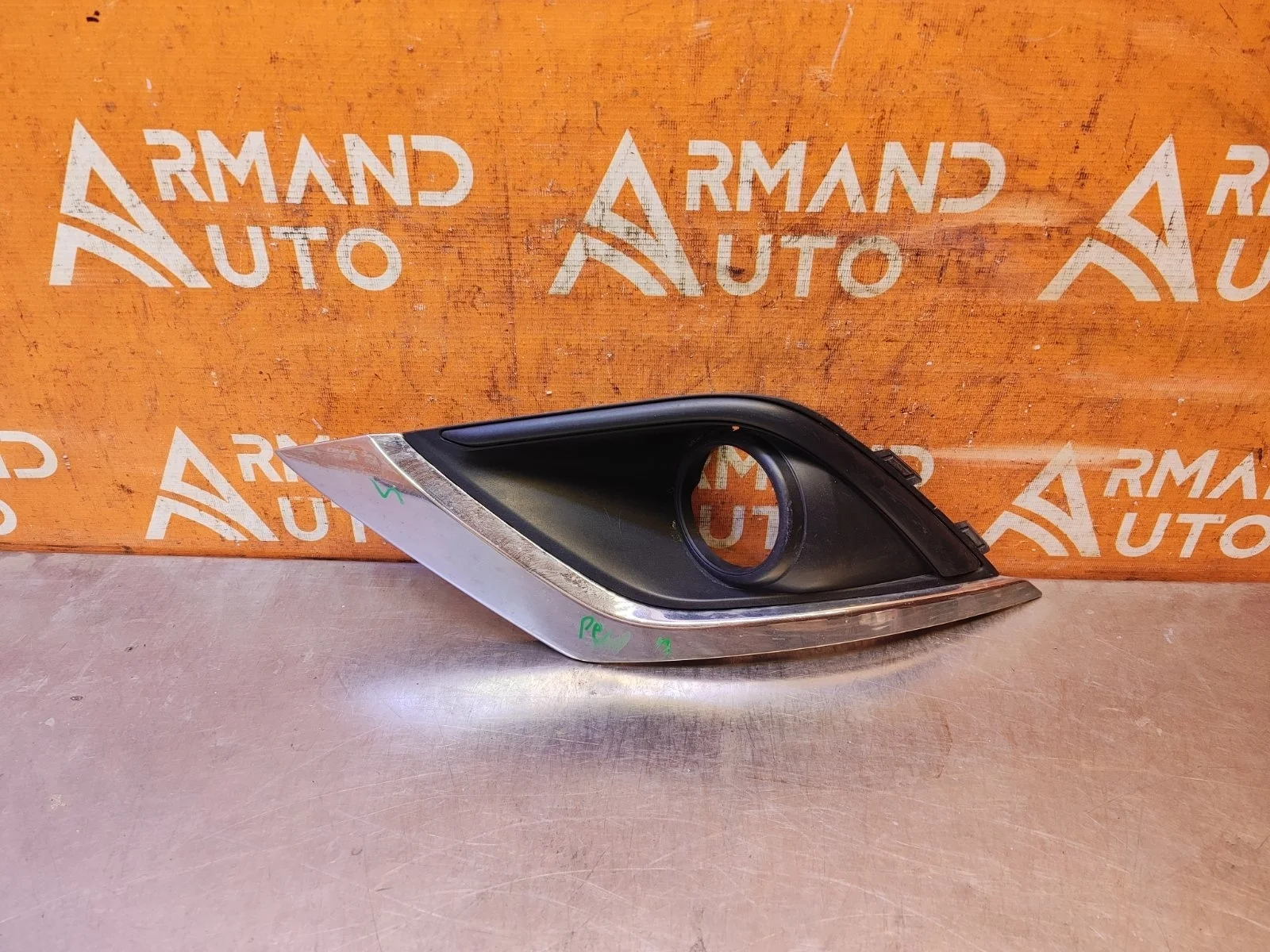 Окантовка птф Mitsubishi Outlander 2018-нв 3