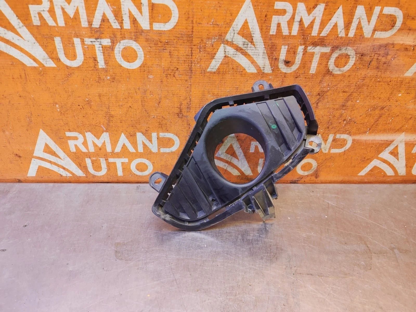 Окантовка птф Toyota RAV4 2018-нв 5 XA50