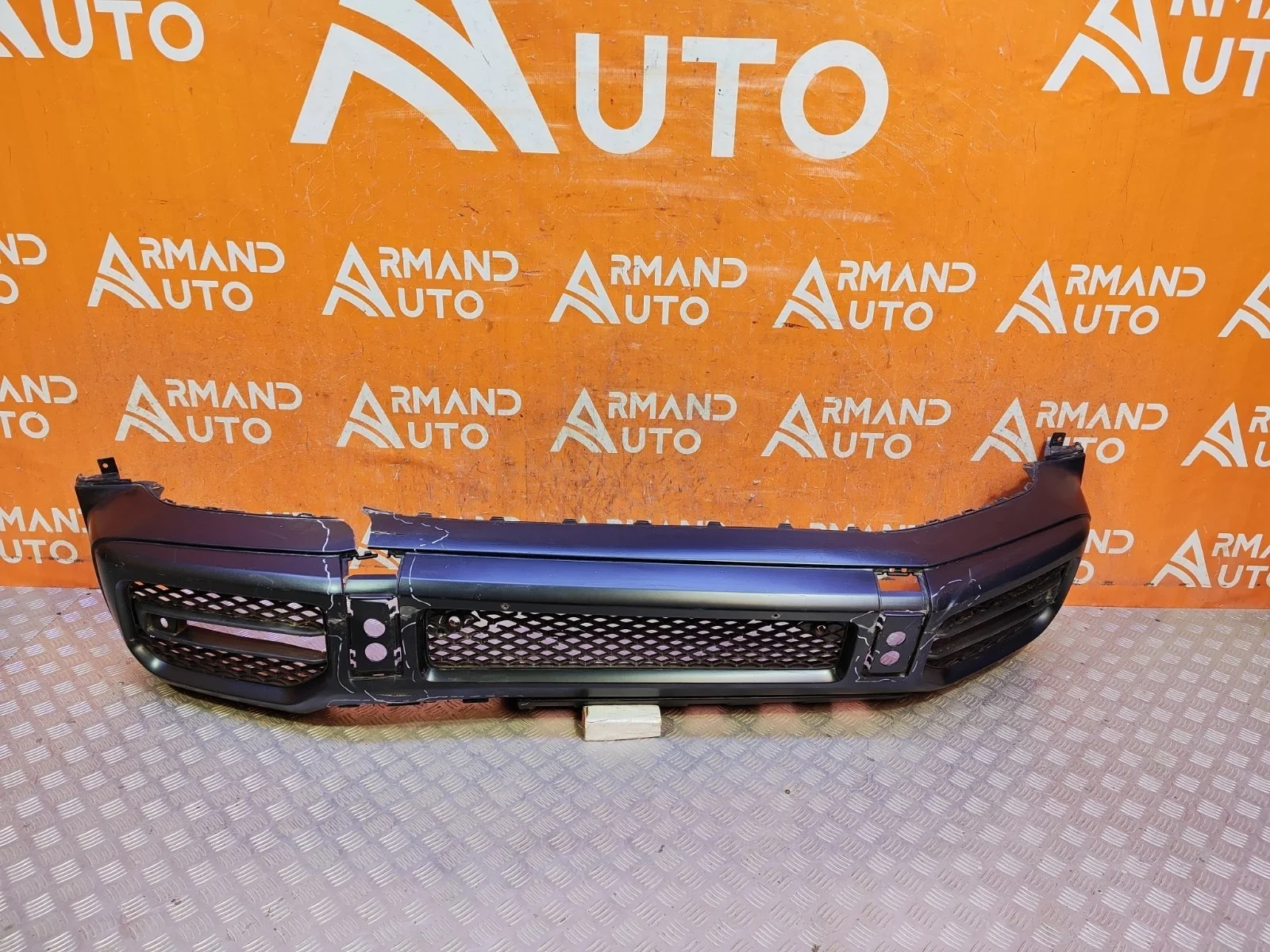 Бампер Mercedes G-Class 2018-нв W463