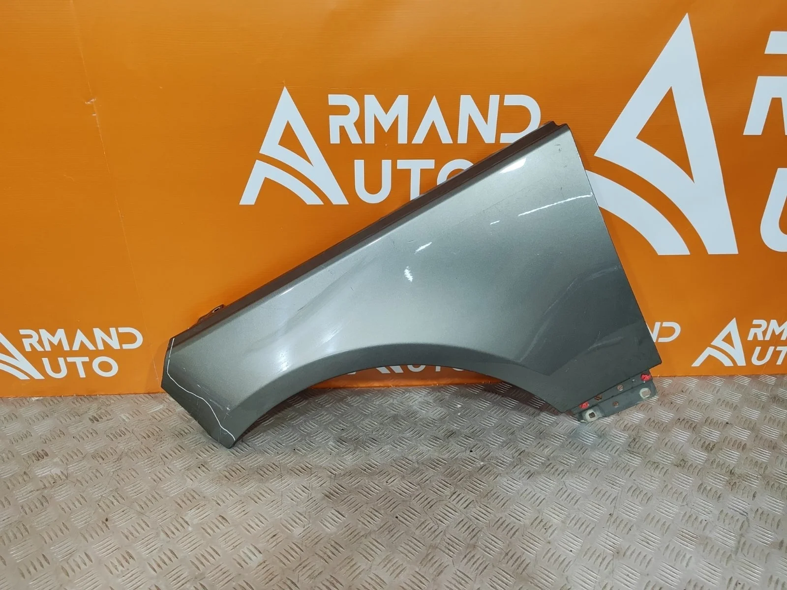 Крыло Land Rover Range 2012-2022 4 L405