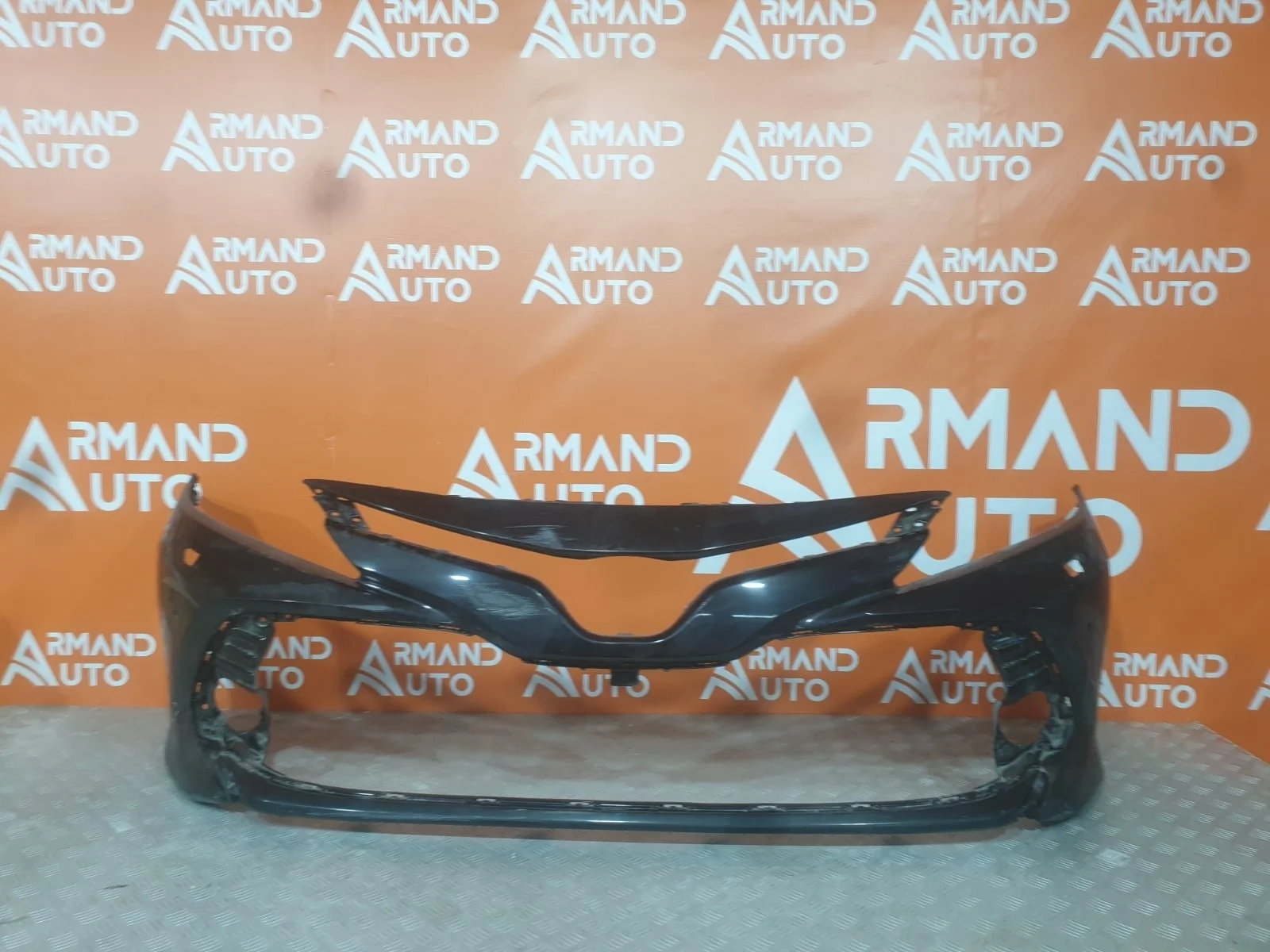 Бампер Toyota Camry 2017-2021 8 XV70