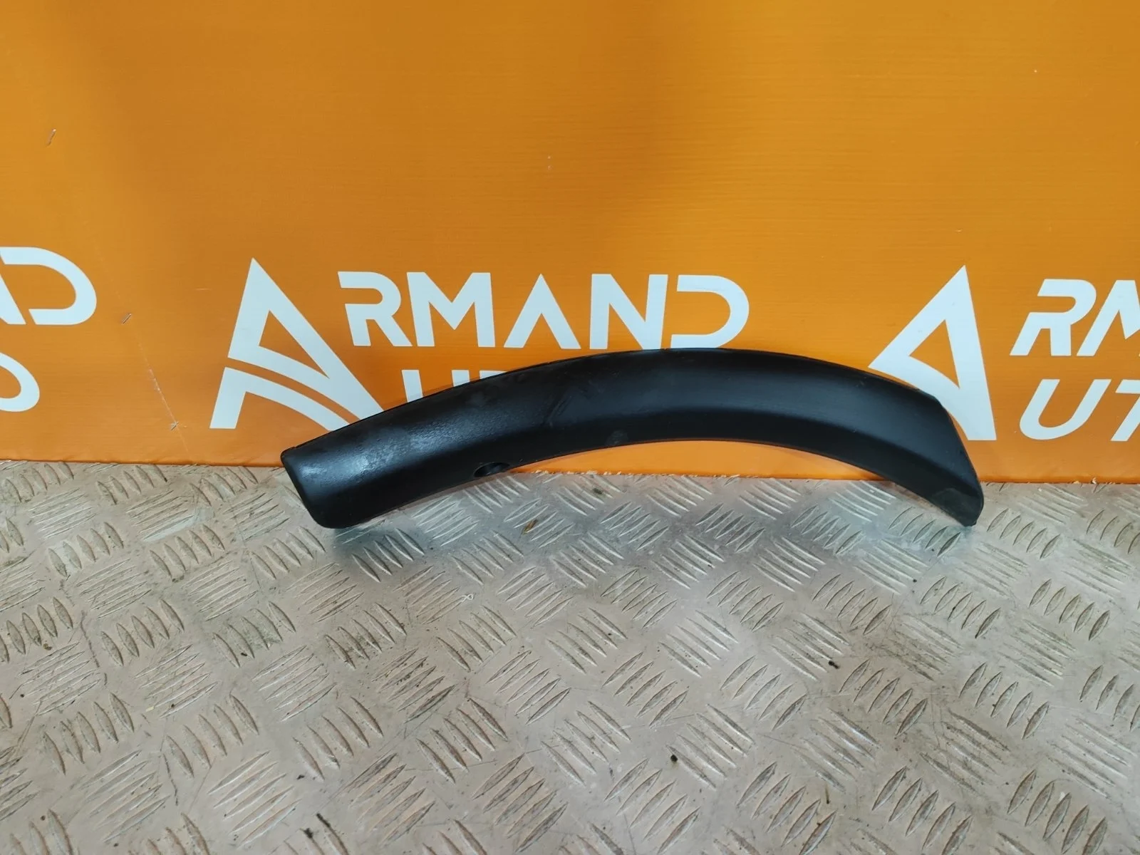 Расширитель бампера Mitsubishi Outlander 2014-2018 3