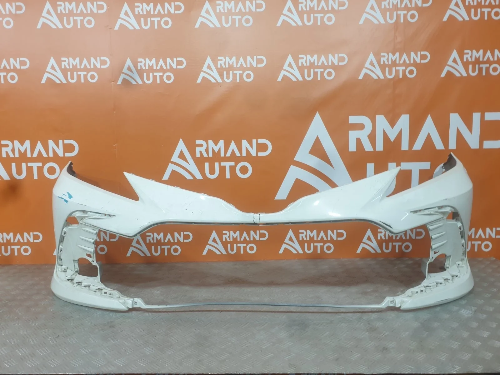 Бампер Toyota Camry 2020-нв 8 XV70