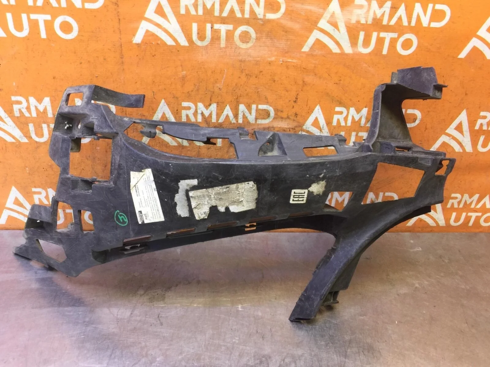 Кронштейн бампера Mercedes -Class 2016-2020 W213, S213, C238