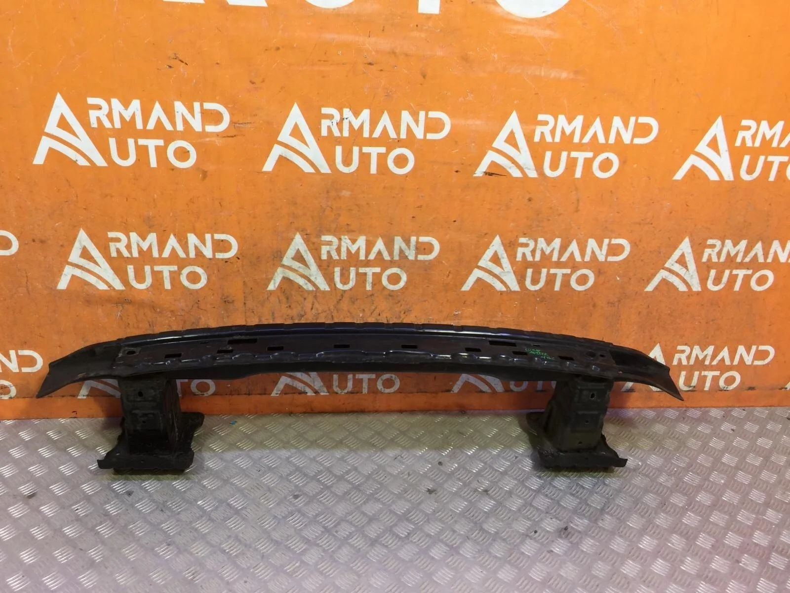 Усилитель бампера Mercedes GL GLS-Class 2012-2019 X166