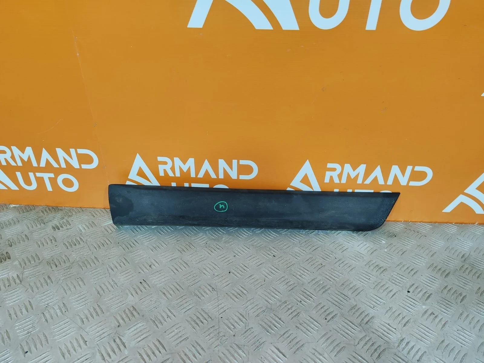 Молдинг двери Volvo XC60 2008-2013