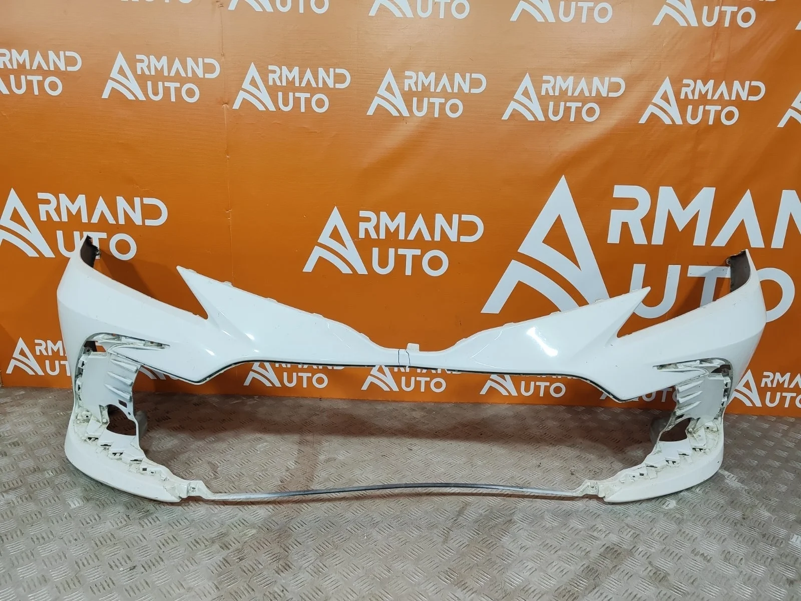 Бампер Toyota Camry 2020-нв 8 XV70