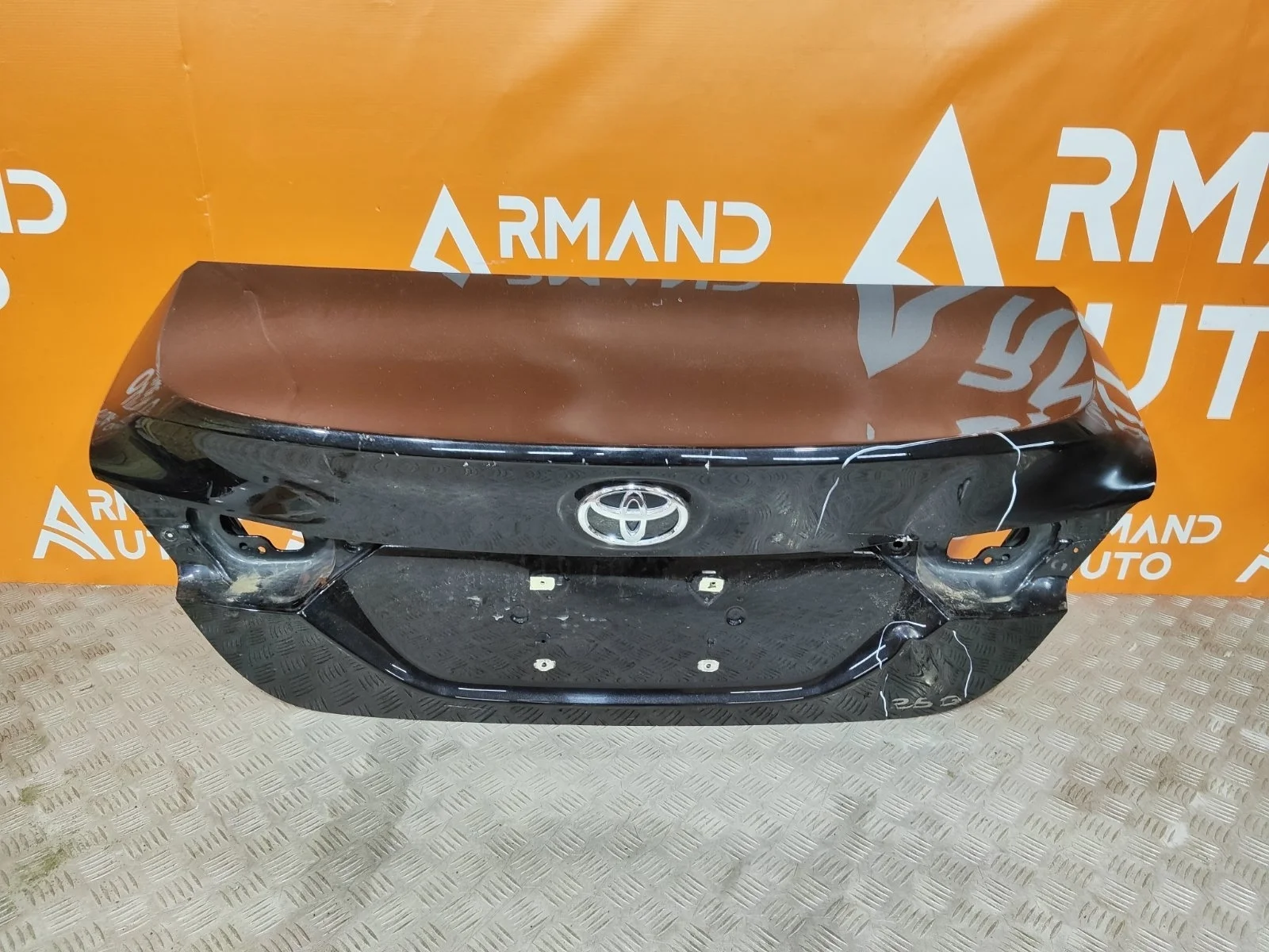 Крышка багажника Toyota Camry 2017-нв 8 XV70