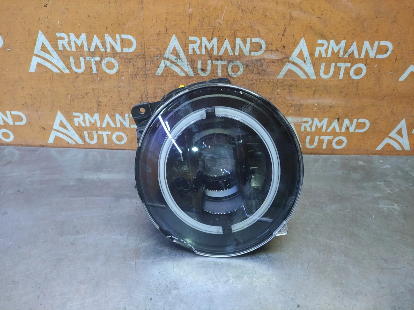 Фара Mercedes G-Class 2018-нв W463