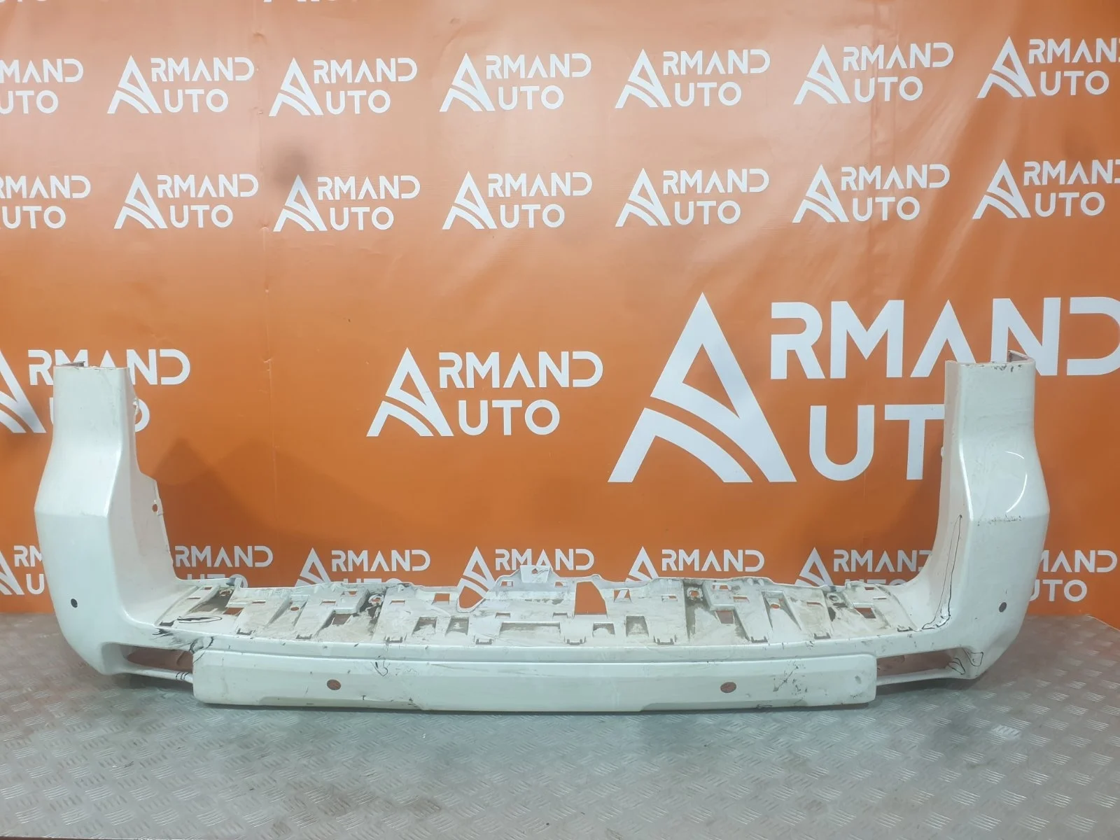 Бампер Toyota Land Cruiser Prado 2017-нв 150