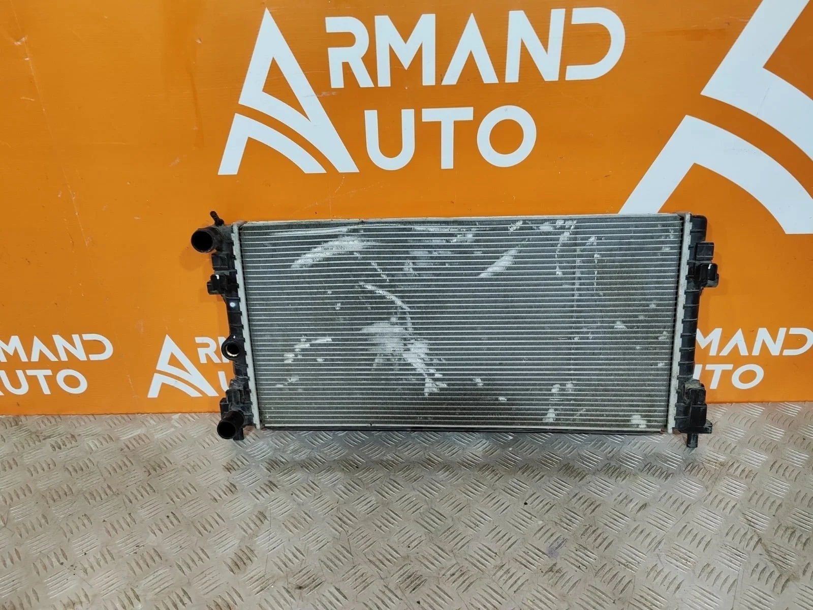 Радиатор двигателя (двс) Skoda Rapid 2014-2020