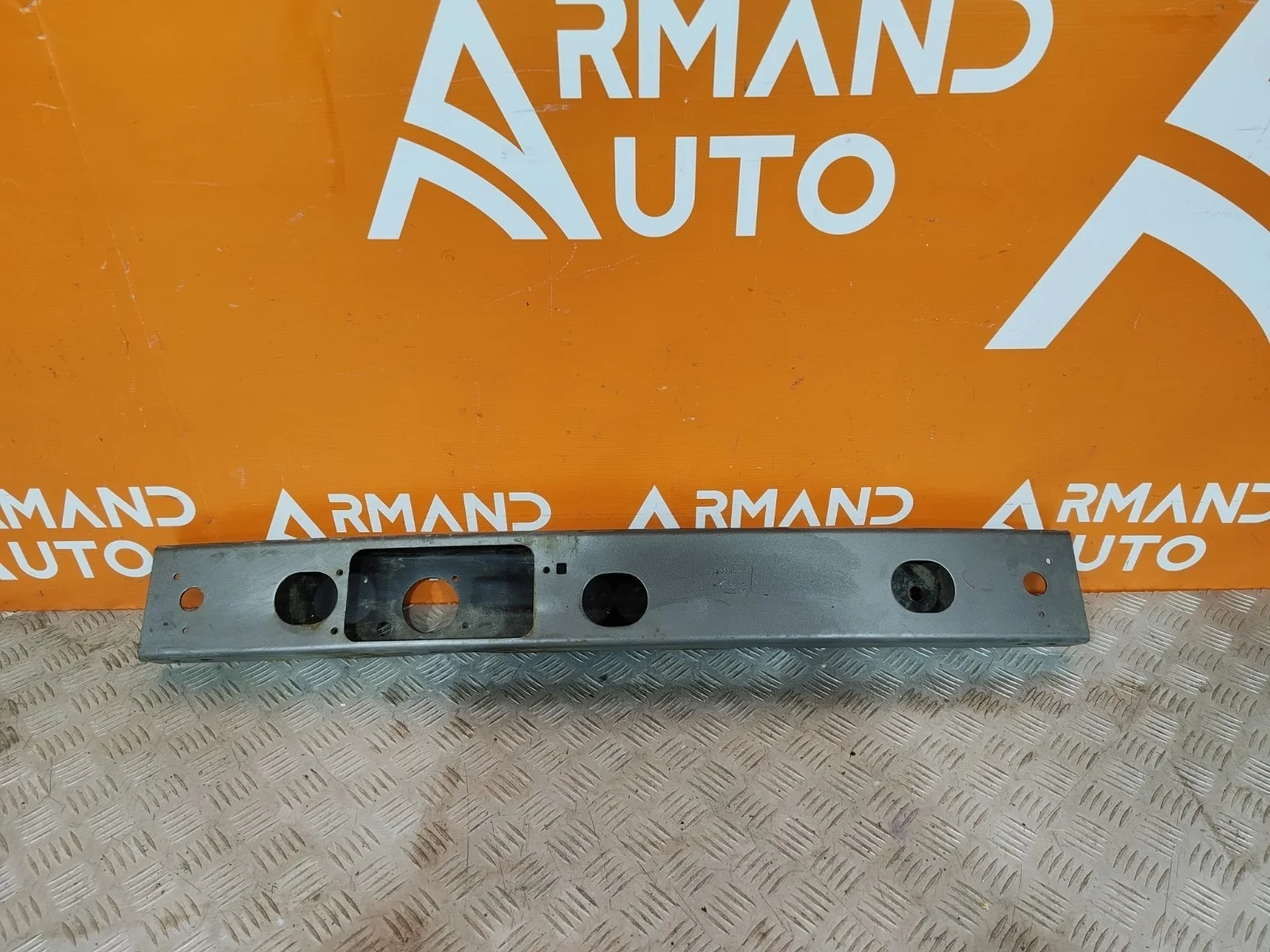 Усилитель бампера Land Rover Range 2012-2022 4 L405