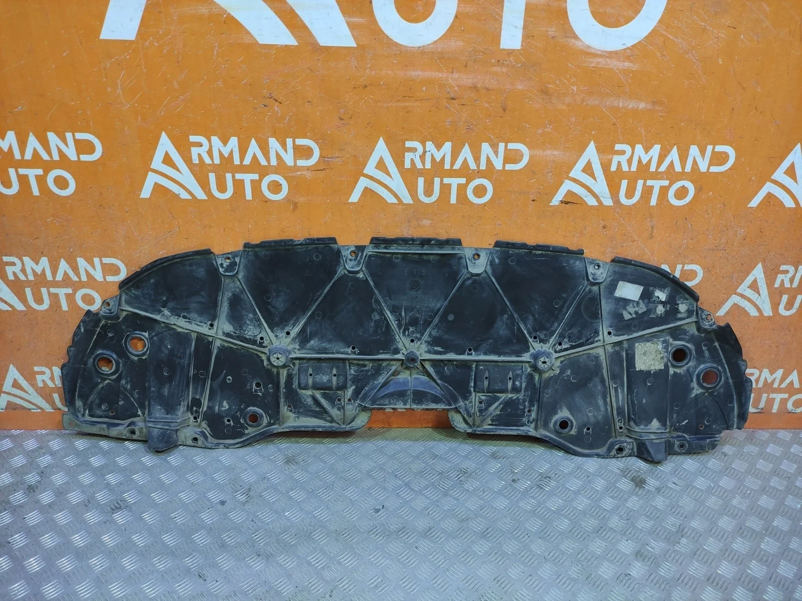 Пыльник бампера Toyota Camry 2020-нв 8 XV70