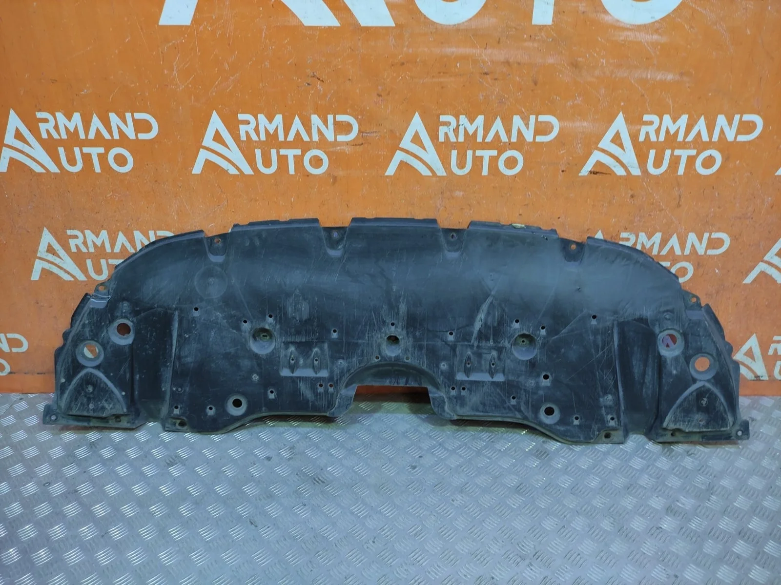 Пыльник бампера Toyota Camry 2020-нв 8 XV70