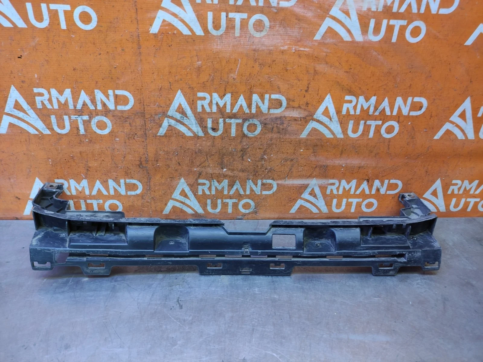 Кронштейн бампера Mercedes -Class 2013-2016 W212, S212