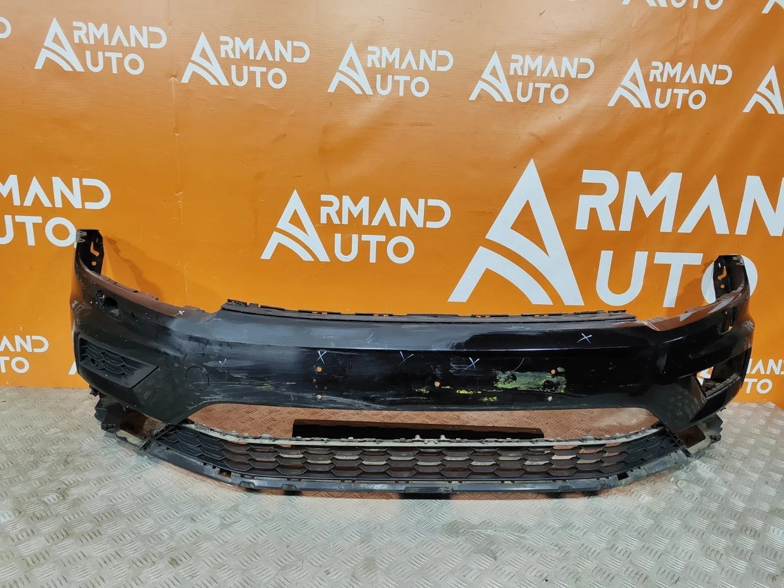 Бампер Volkswagen Tiguan 2016-2020