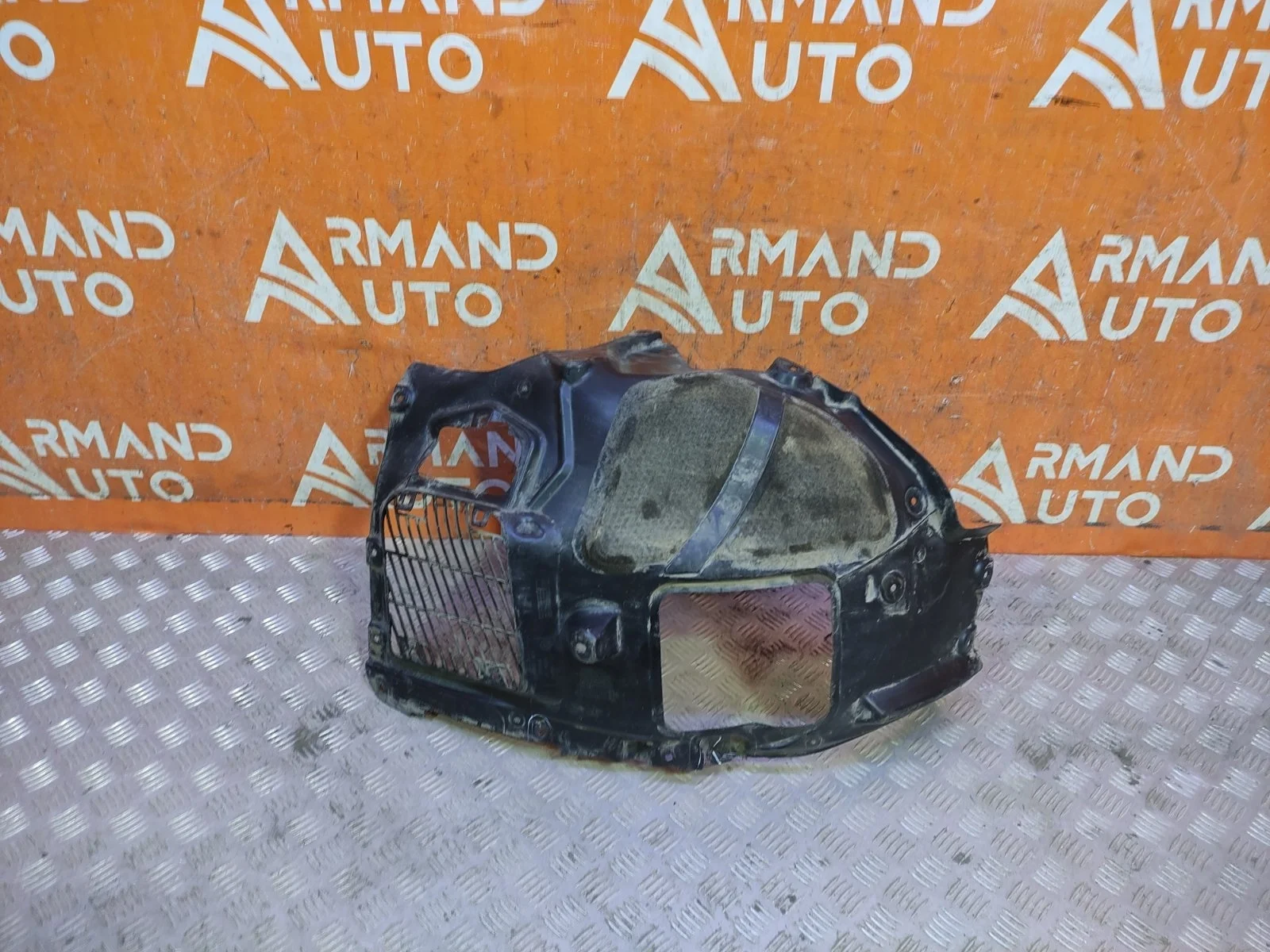 Подкрылок BMW 5 series 2016-нв G30 G31