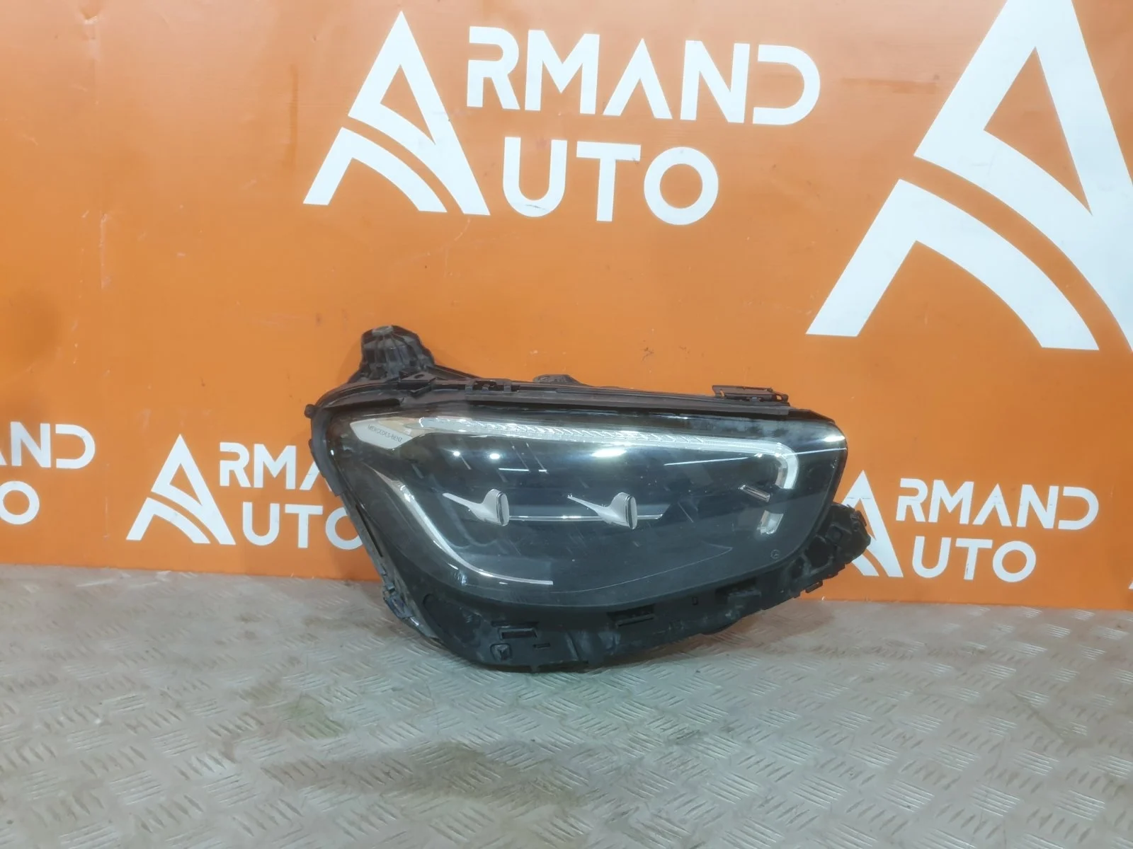 Фара Mercedes -Class 2020-нв W213, S213, C238