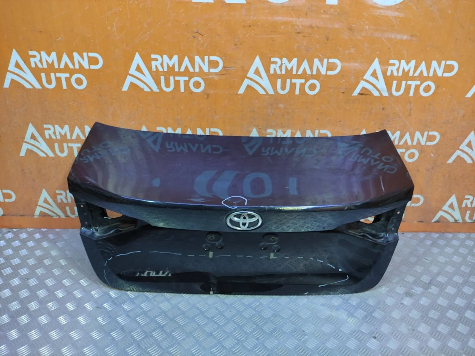 Крышка багажника Toyota Corolla 2018-нв 12 E210
