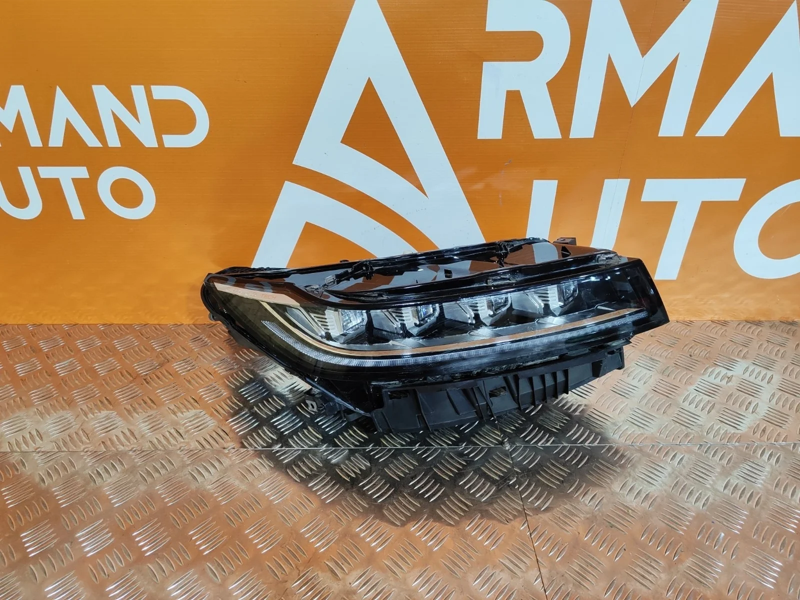 Фара EXEED LX 2019-нв