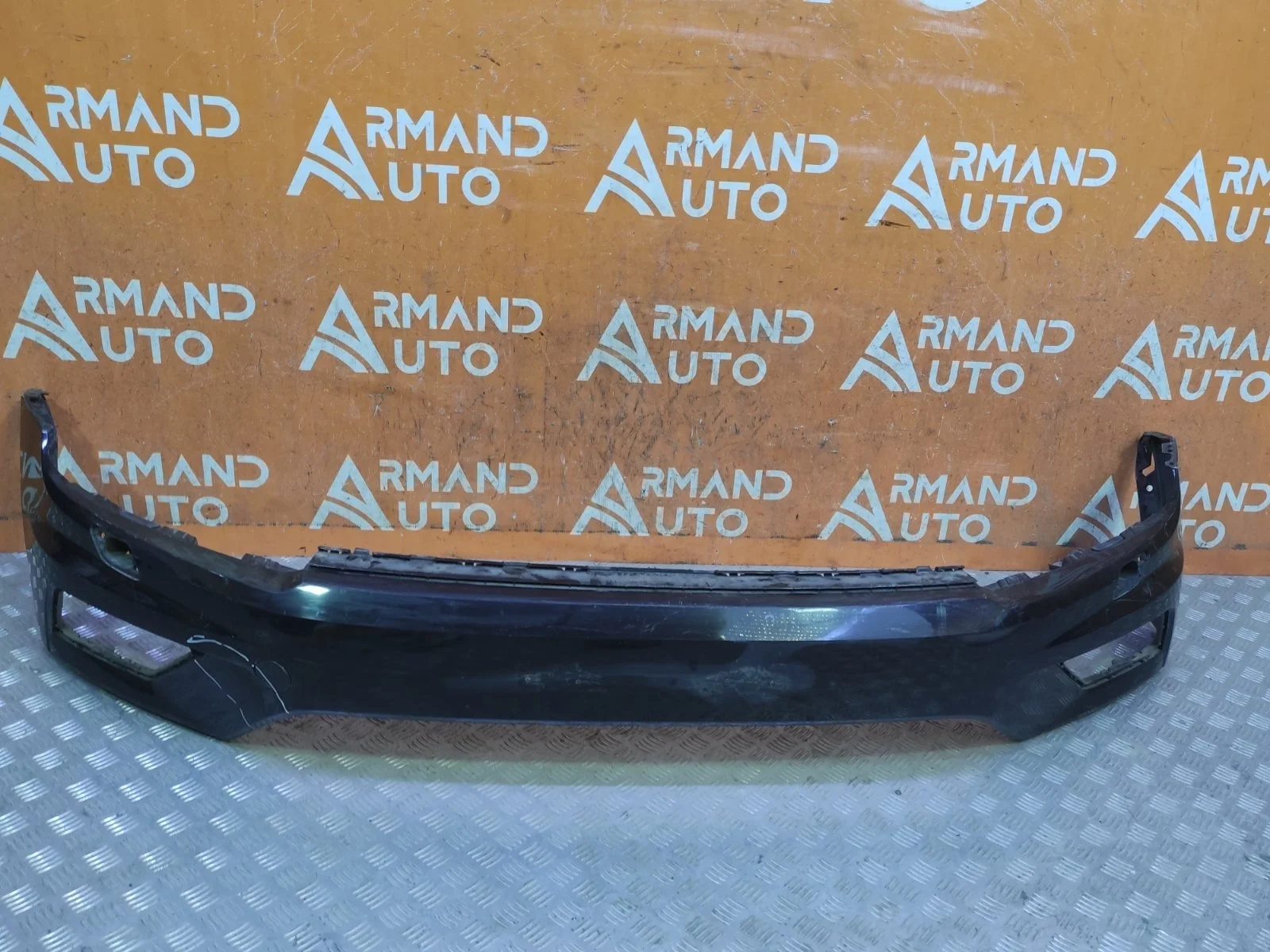 Бампер Volkswagen Tiguan 2016-2020