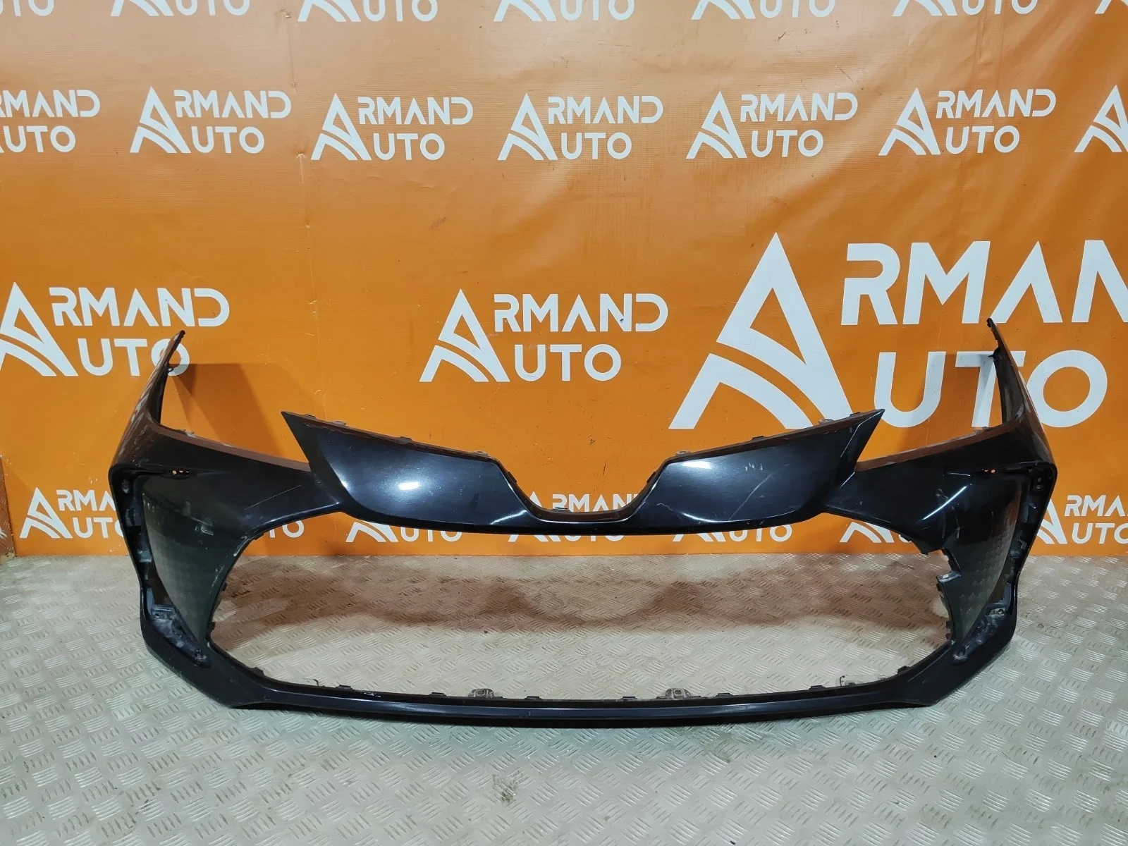 Бампер Toyota Corolla 2018-нв 12 E210