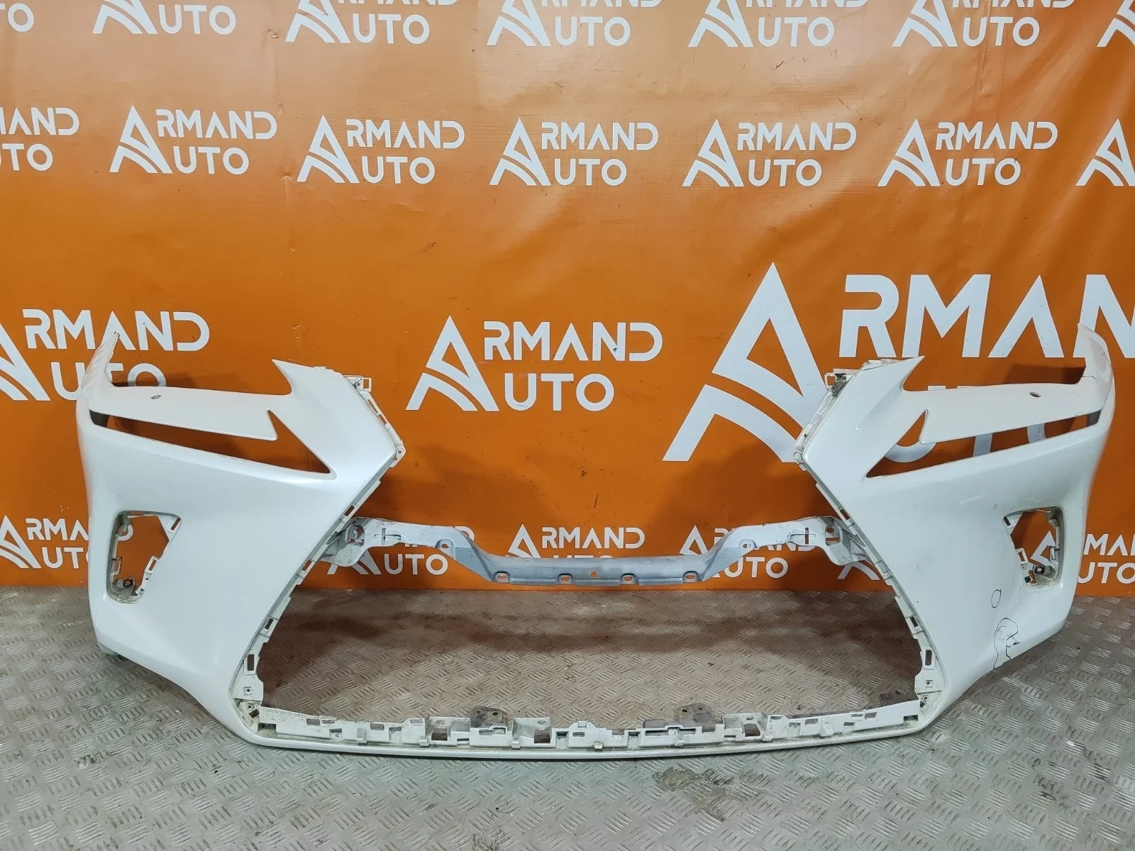 Бампер Lexus NX 2017-2021