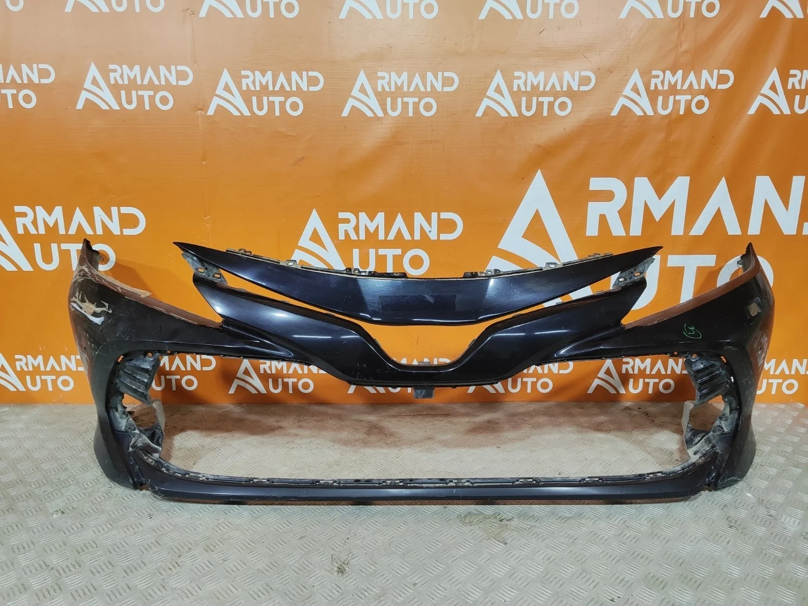Бампер Toyota Camry 2017-2021 8 XV70