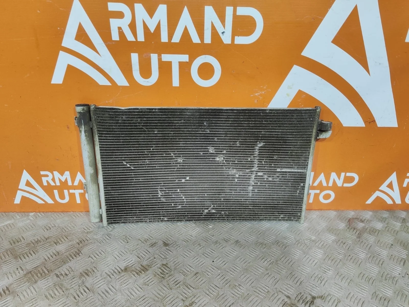 Радиатор кондиционера BMW 5 series 2016-нв G30 G31