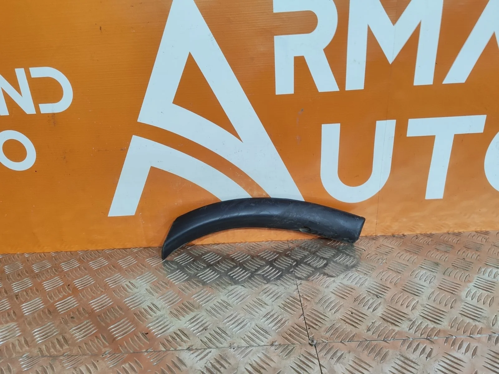 Расширитель бампера Mitsubishi Outlander 2014-2018 3