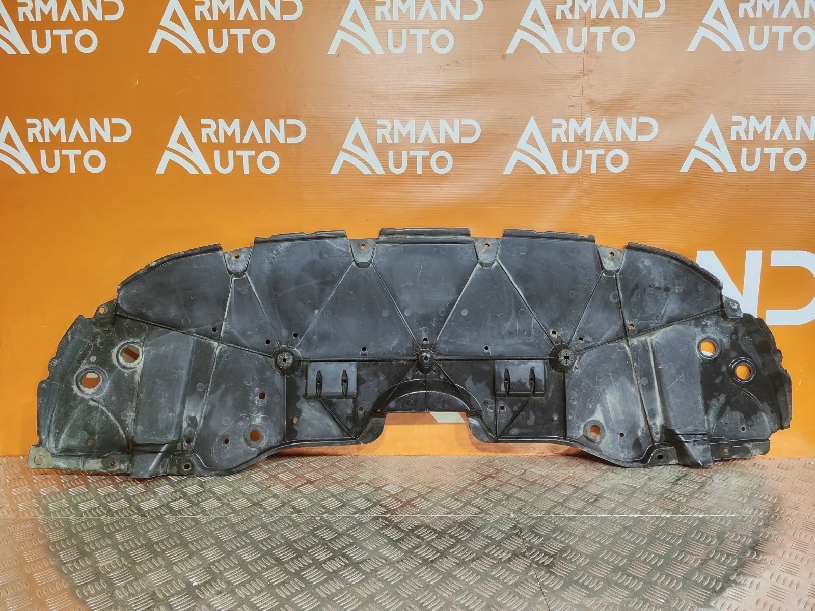 Пыльник бампера Toyota Camry 2020-нв 8 XV70