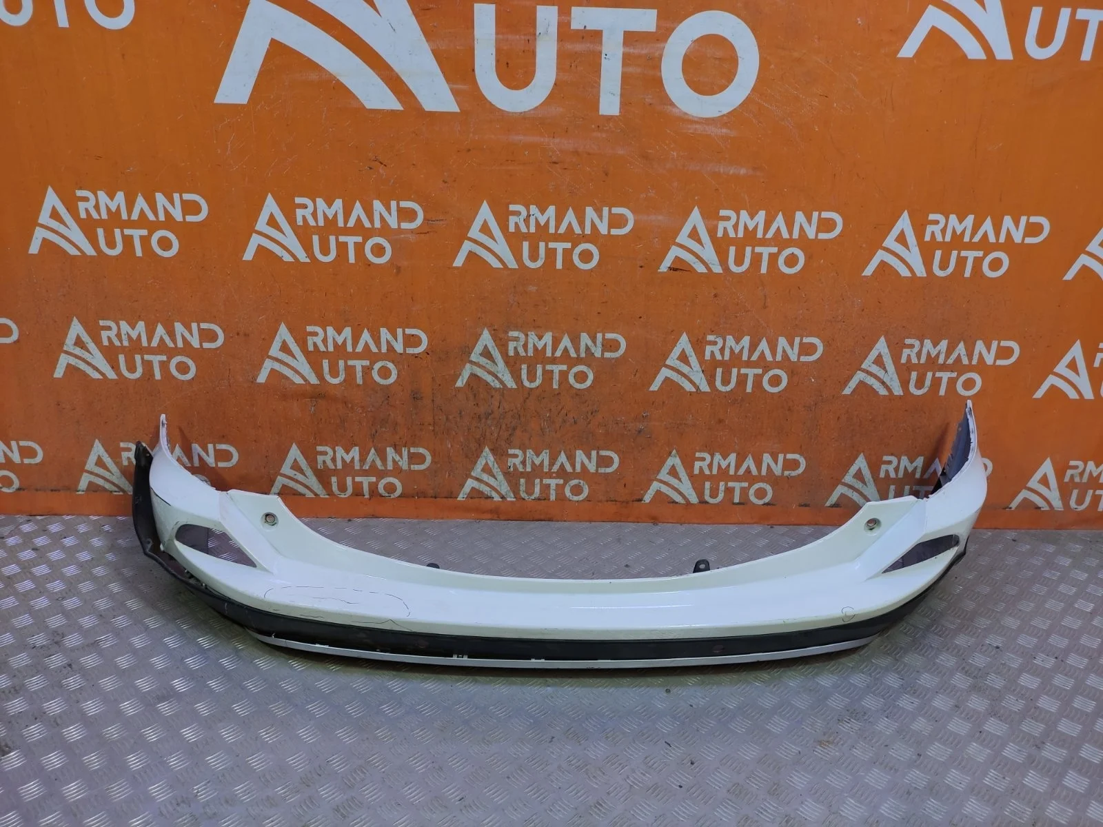 Бампер Toyota RAV4 2015-2019 CA40