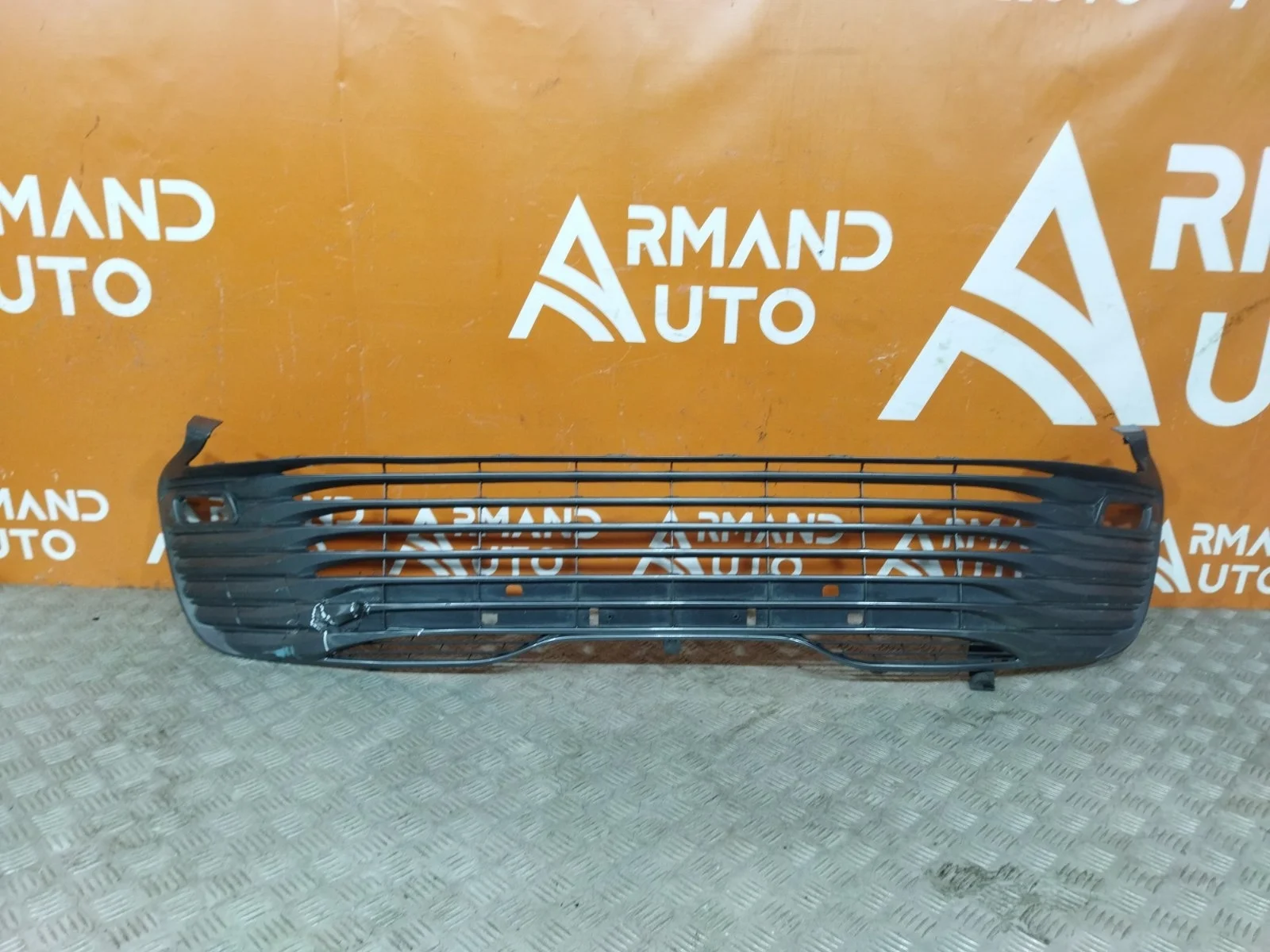 Решетка бампера Toyota Camry 2017-2021 8 XV70