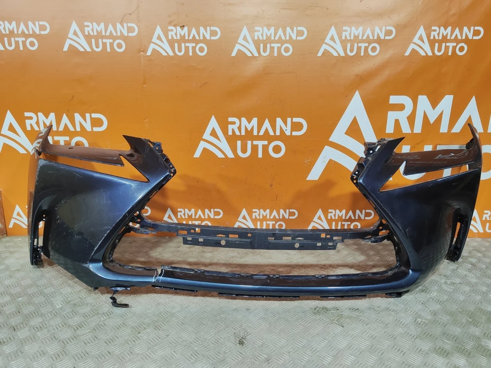 Бампер Lexus NX 2014-2017