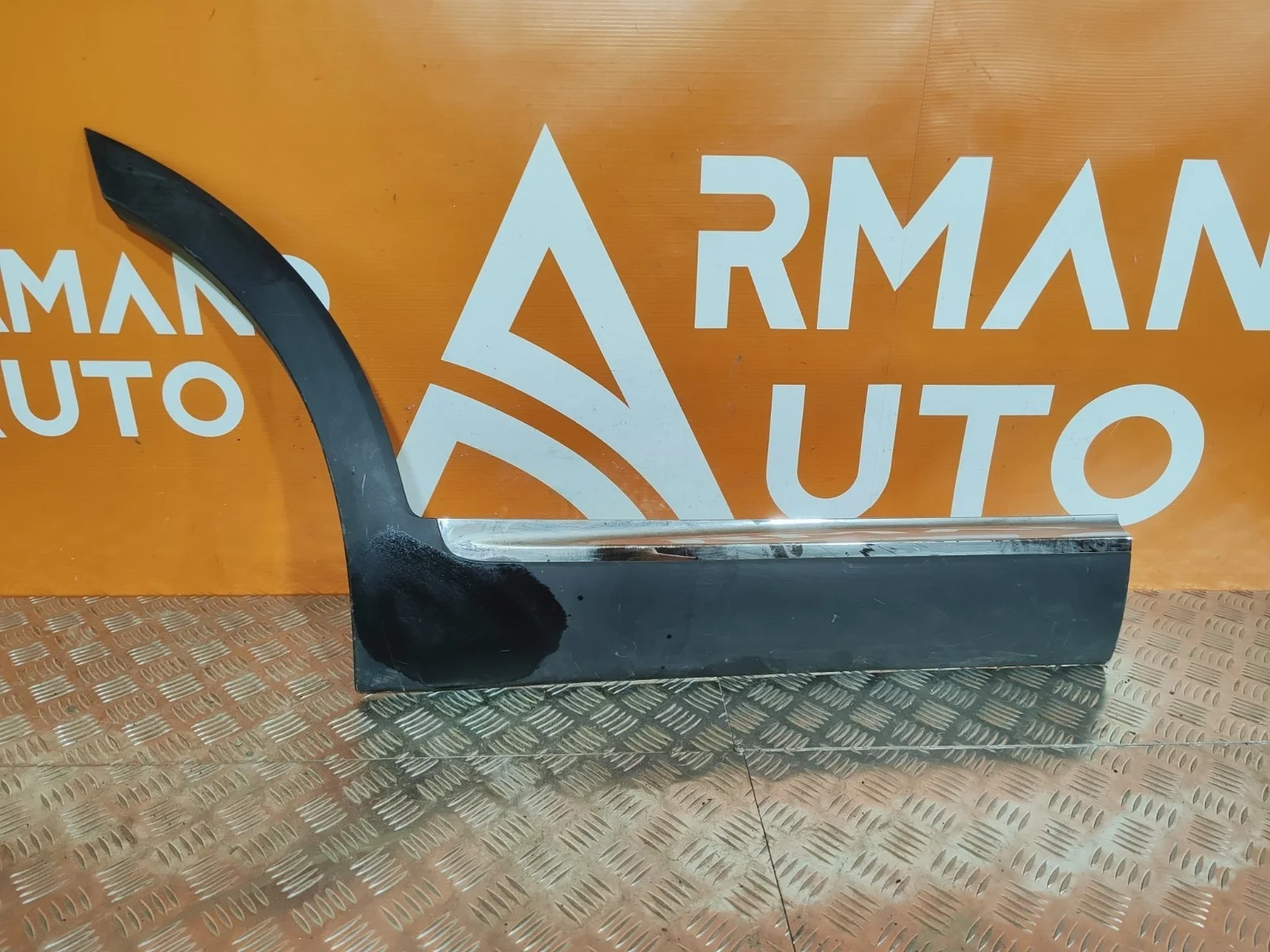 Молдинг двери KIA Sorento 2014-2020 3 Prime UM