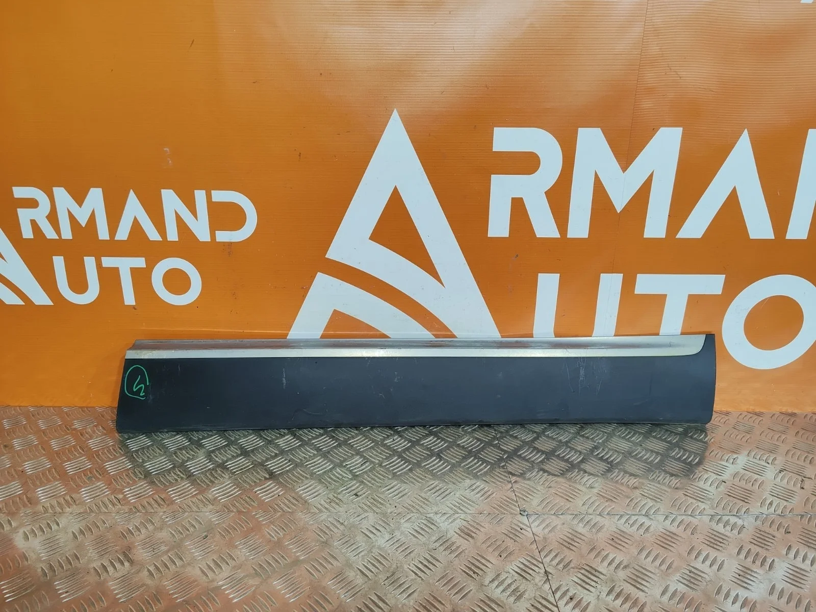 Молдинг двери KIA Sorento 2014-2020 3 Prime UM