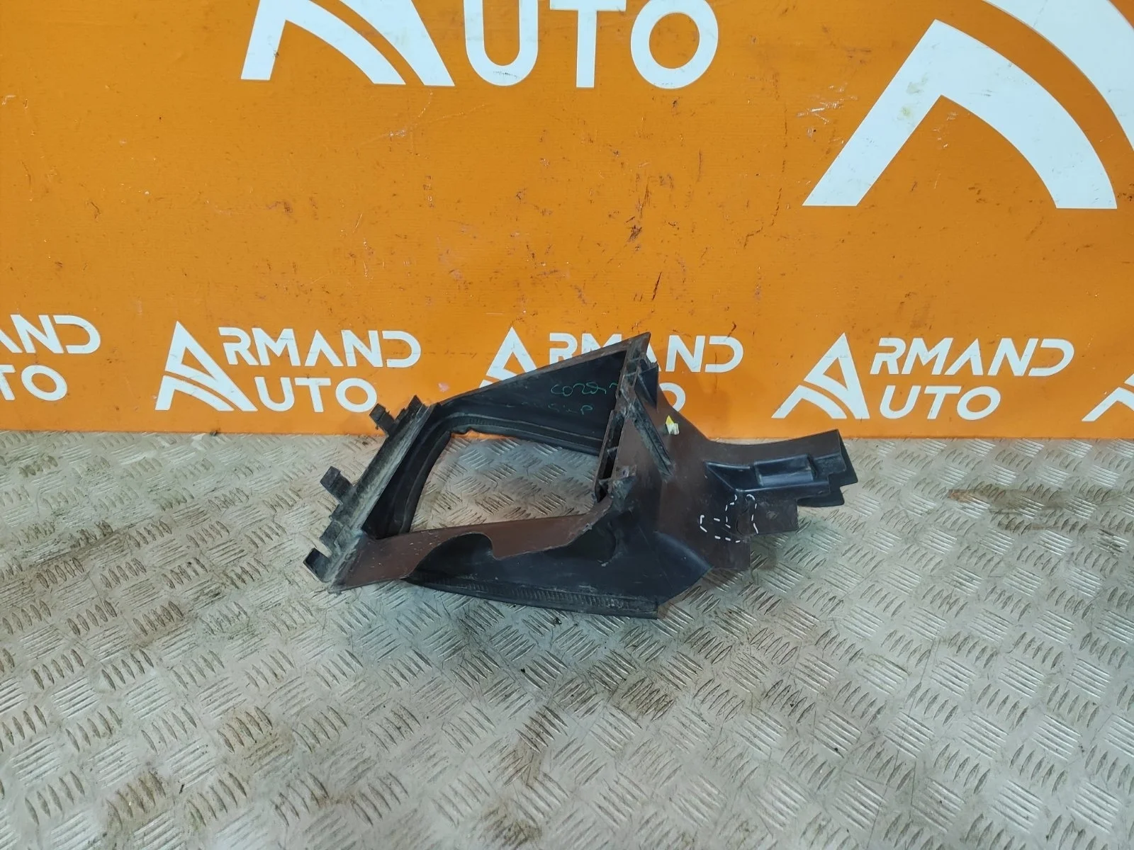 Воздуховод интеркулера Land Rover Range Sport 2013-нв L494