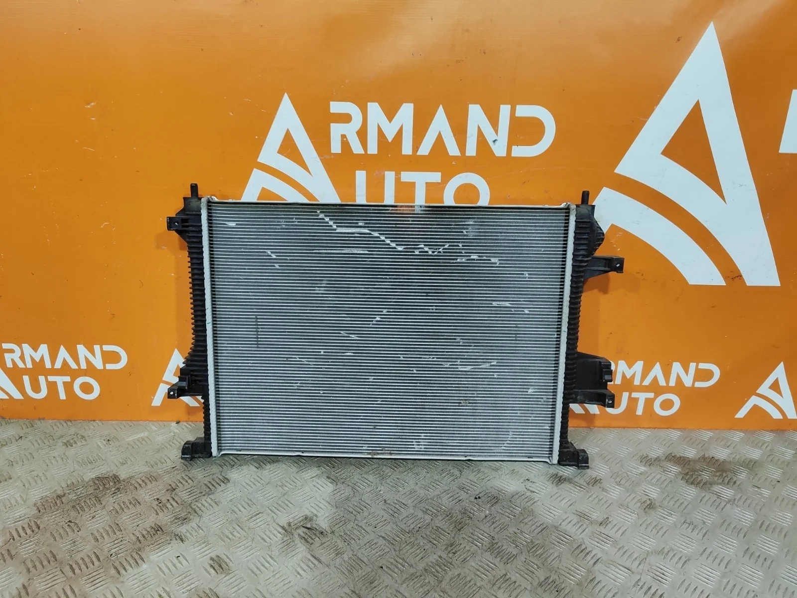 Радиатор двигателя (двс) Chery Tiggo 7 Pro 2020-нв T1E