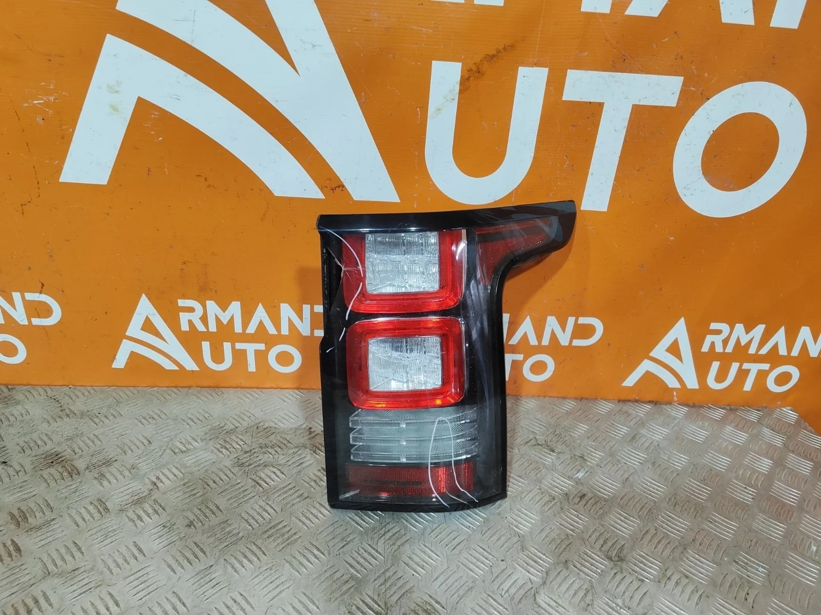 Фонарь Land Rover Range 2012-2017 4 L405