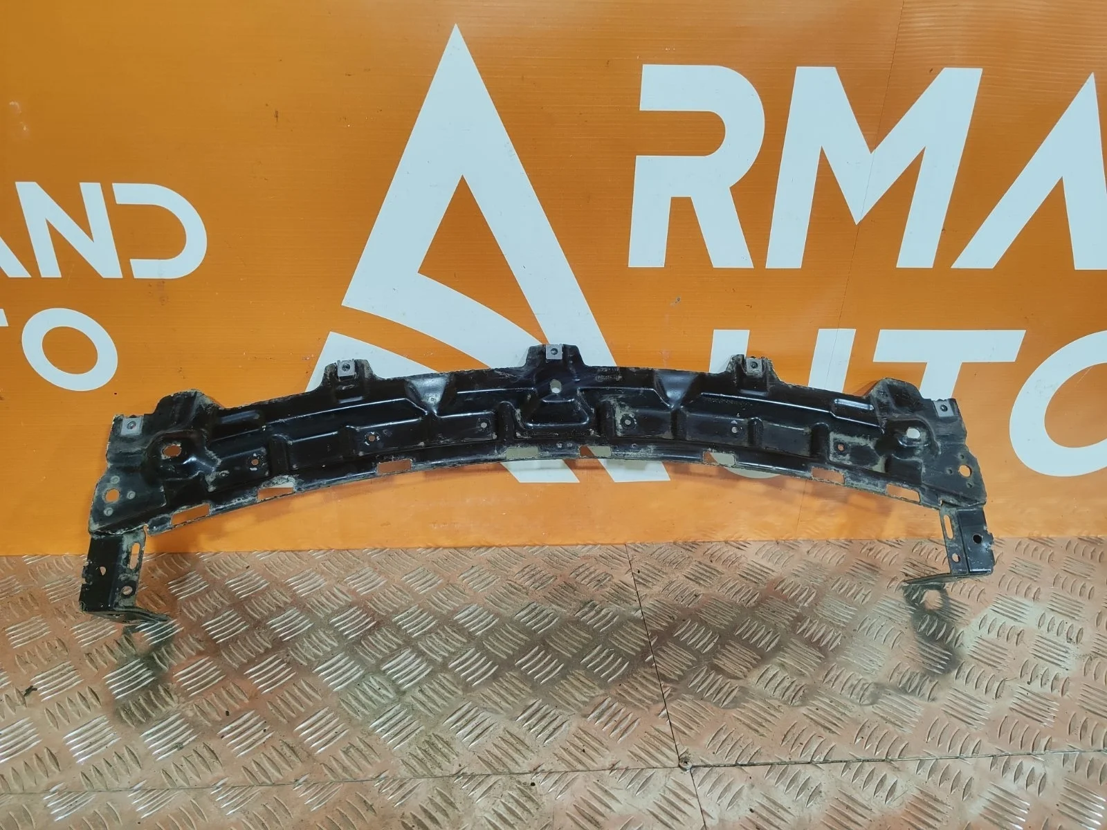 Панель передняя (суппорт радиатора) верхняя BMW X5 2013-2018 F15