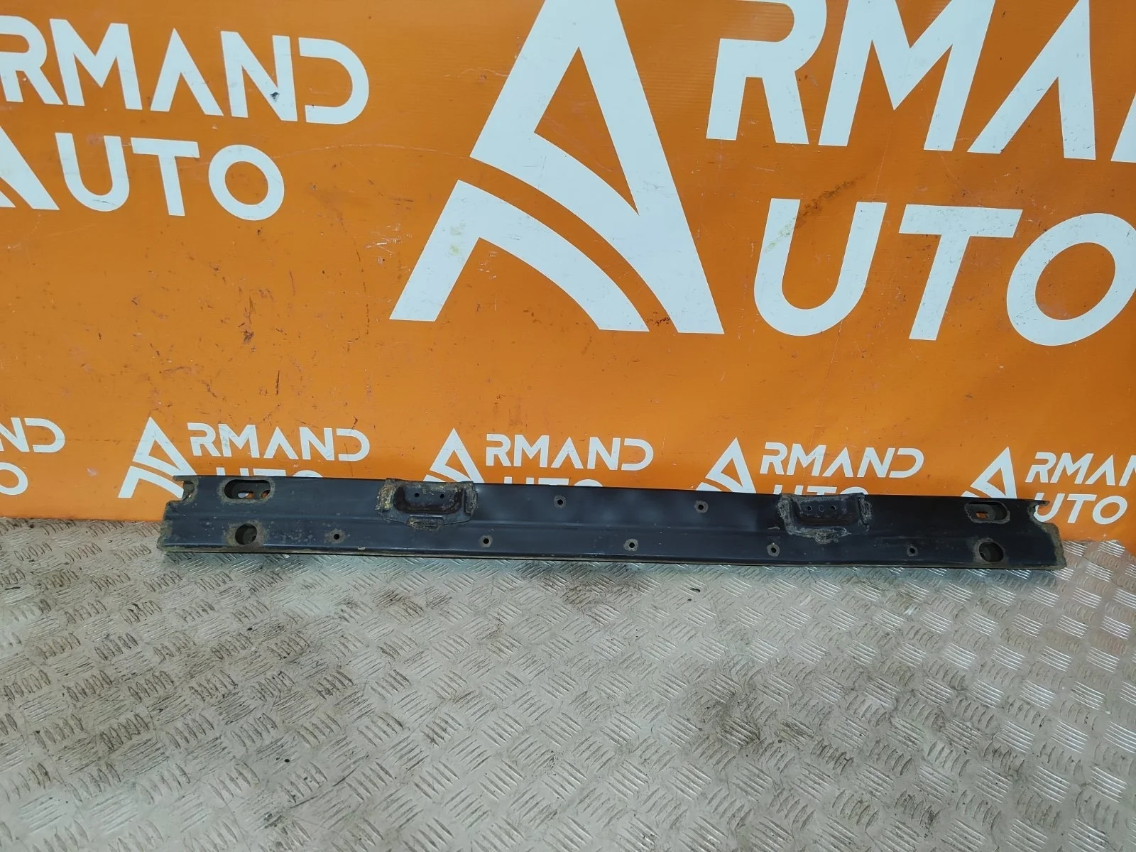 Усилитель бампера Toyota RAV4 2012-2019 CA40