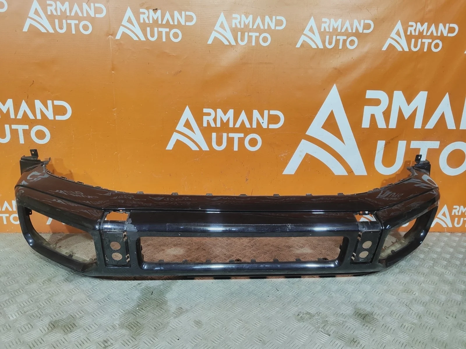 Бампер Mercedes G-Class 2018-нв W463